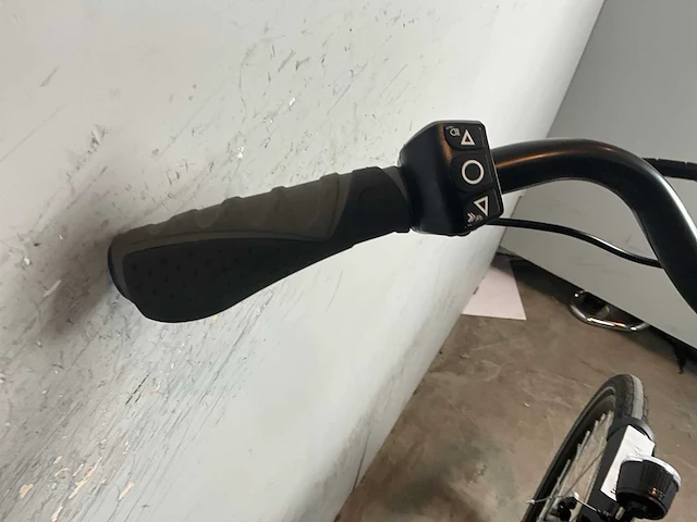 Suntour cr8 elektrische fiets - afbeelding 12 van  12
