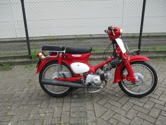 Super - - super cub - brommer - afbeelding 8 van  11
