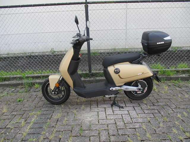 Super soco - snorscooter - cux - e-scooter - afbeelding 1 van  15