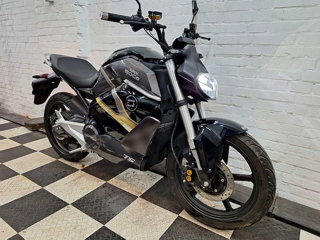 Super soco ts street hunter 45km elektrische bromscooter - afbeelding 6 van  8