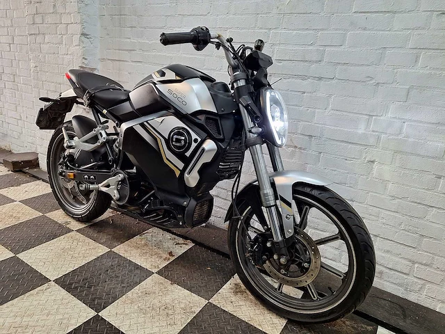 Super soco ts1 45 km elektrische bromscooter - afbeelding 7 van  7