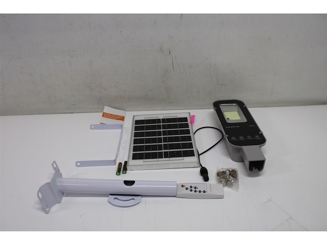 Superfire ff5-a zonnelamp, 63w, 500lm, 5000mah - afbeelding 2 van  3