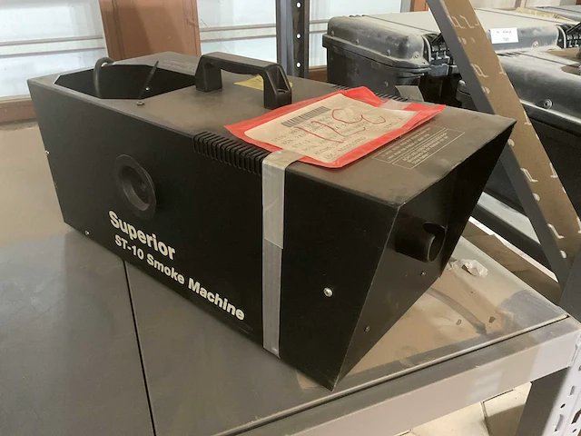 Superior st-10 rookmachine - afbeelding 1 van  7