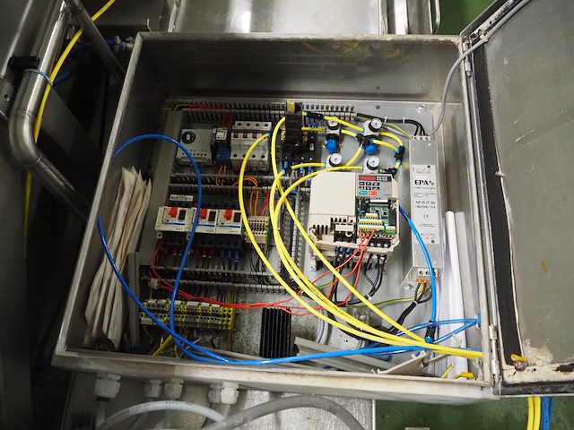 Superior - afbeelding 9 van  21