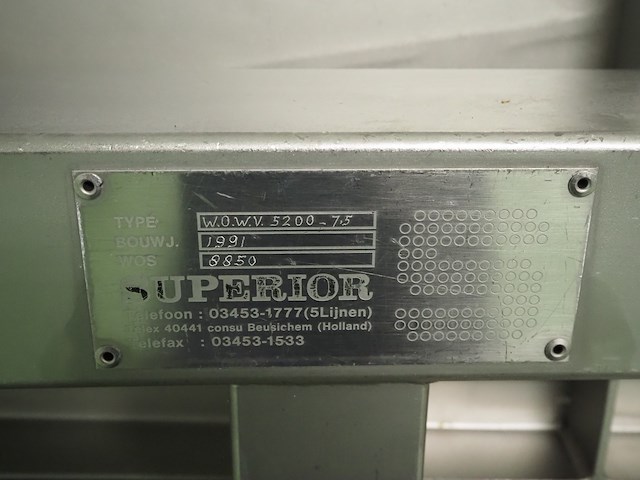 Superior - afbeelding 10 van  21