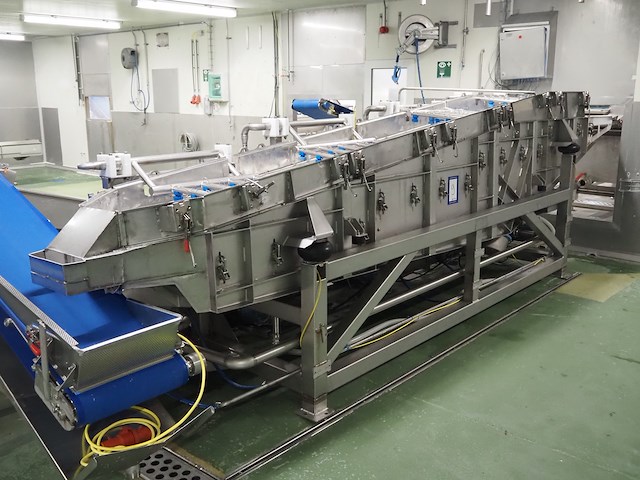 Superior - afbeelding 1 van  21