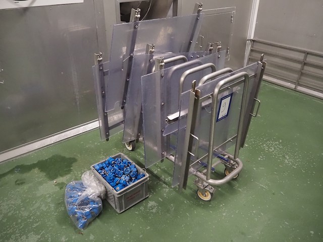 Superior - afbeelding 13 van  21