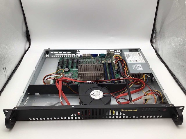 Supermicro x9scm-f server - afbeelding 6 van  6