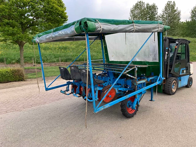 Superprefer 3 rijige plantmachine - afbeelding 11 van  13