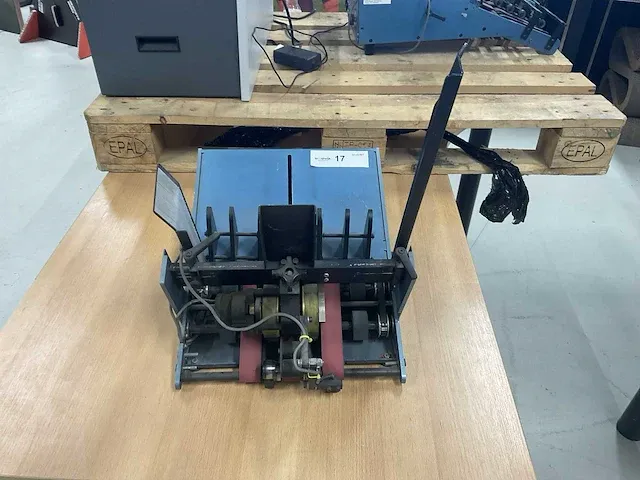 Surefeed se-1200-ei postfeeder - afbeelding 1 van  5