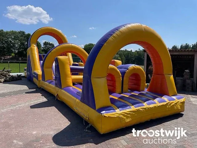 Survivalbaan 16mtr springkussen - afbeelding 1 van  17