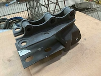 Suspension bracket - afbeelding 1 van  6