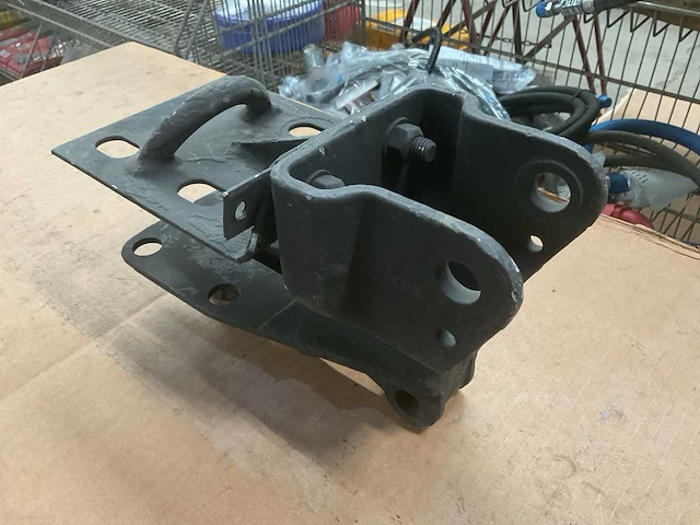 Suspension bracket - afbeelding 4 van  6