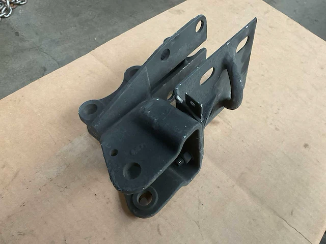 Suspension bracket - afbeelding 5 van  6