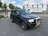 Suzuki - 2001 - grand vitara - 2.5 v6 4x4 - personenauto - afbeelding 6 van  15