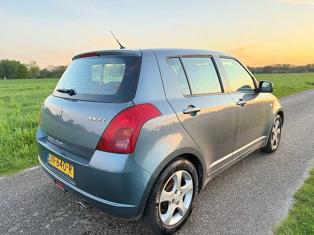 Suzuki - 2007 - swift - 1.3 base - jn-640-r - afbeelding 6 van  10