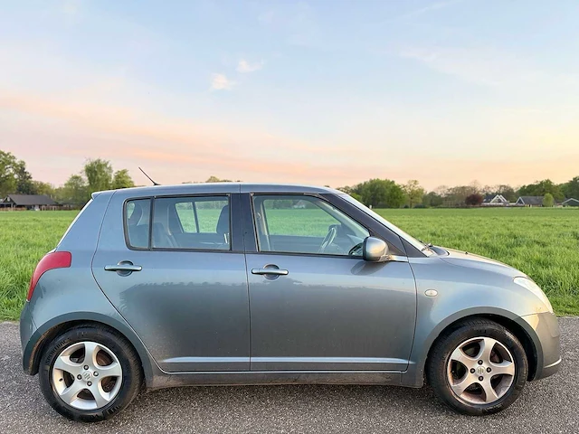 Suzuki - 2007 - swift - 1.3 base - jn-640-r - afbeelding 7 van  10