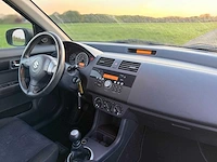 Suzuki - 2007 - swift - 1.3 base - jn-640-r - afbeelding 10 van  10