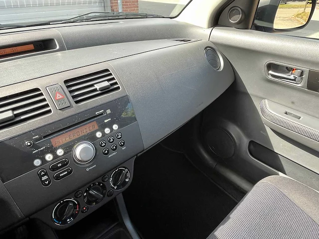 Suzuki - 2007 - swift - 1.3 shogun - 46-xg-gf - afbeelding 8 van  17