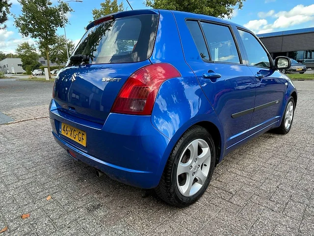 Suzuki - 2007 - swift - 1.3 shogun - 46-xg-gf - afbeelding 12 van  17
