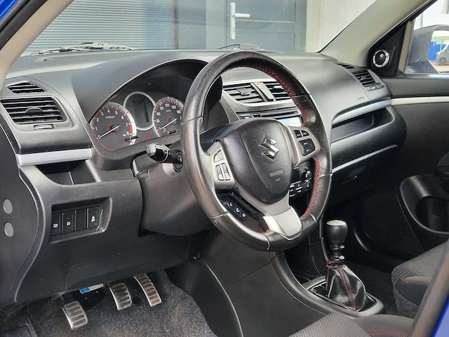Suzuki - 2016 - swift - 1.6 sport - s-748-bs - afbeelding 3 van  26
