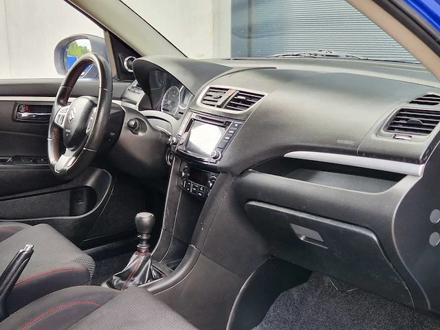 Suzuki - 2016 - swift - 1.6 sport - s-748-bs - afbeelding 19 van  26