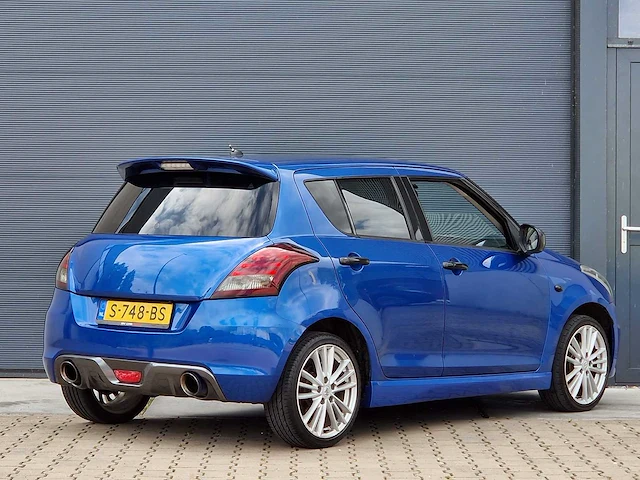 Suzuki - 2016 - swift - 1.6 sport - s-748-bs - afbeelding 22 van  26