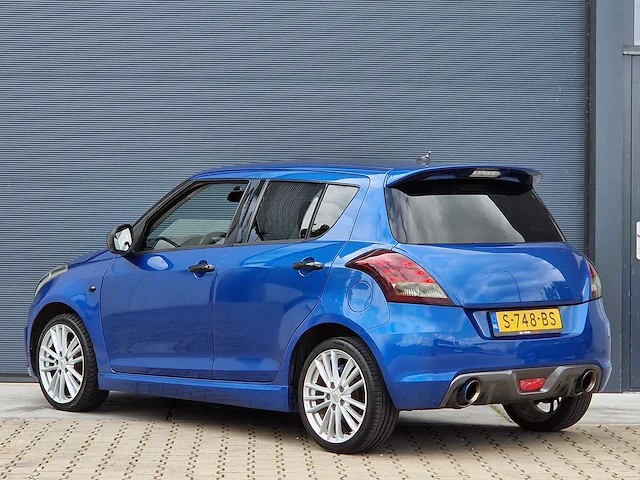Suzuki - 2016 - swift - 1.6 sport - s-748-bs - afbeelding 25 van  26