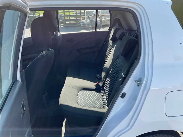Suzuki - 2019 - celerio - personenauto - afbeelding 8 van  26