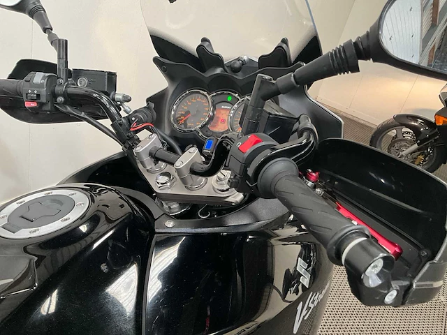 Suzuki - all-road - dl 1000 - v-strom - motorfiets - 2008 - afbeelding 5 van  21
