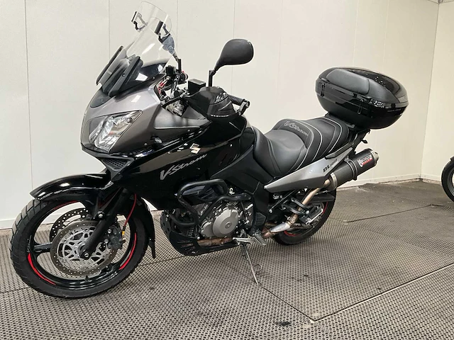 Suzuki - all-road - dl 1000 - v-strom - motorfiets - 2008 - afbeelding 1 van  21