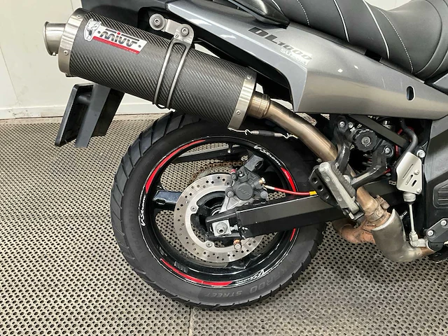 Suzuki - all-road - dl 1000 - v-strom - motorfiets - 2008 - afbeelding 19 van  21