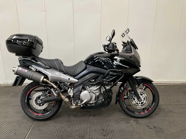 Suzuki - all-road - dl 1000 - v-strom - motorfiets - 2008 - afbeelding 16 van  21