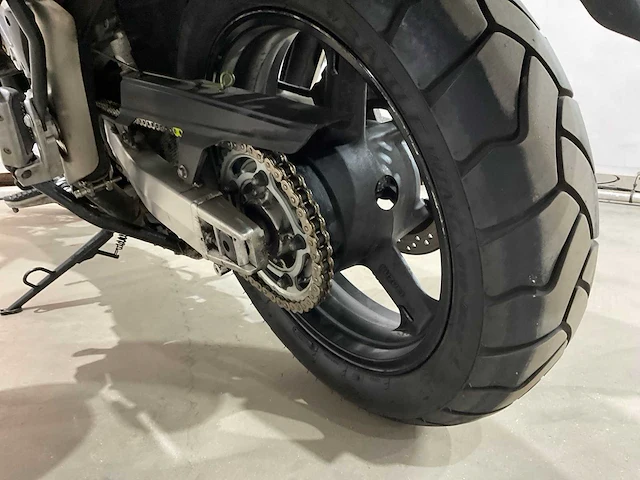 Suzuki - all-road - dl 1000 v-strom - motorfiets - afbeelding 16 van  17