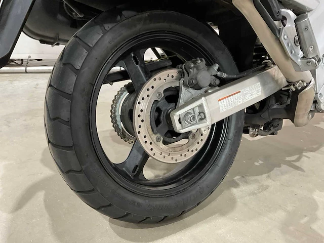 Suzuki - all-road - dl 1000 v-strom - motorfiets - afbeelding 17 van  17