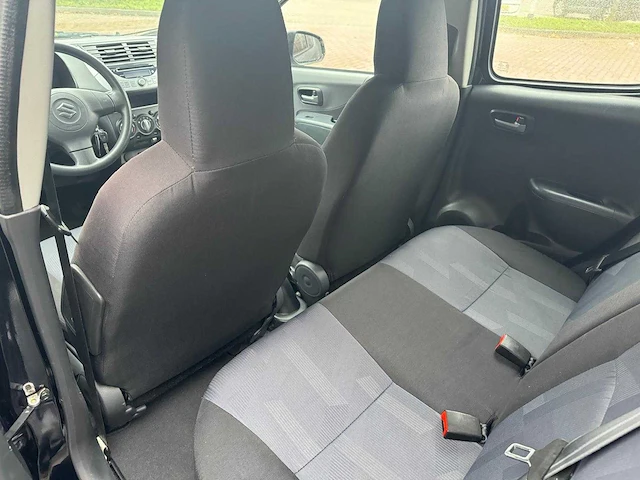 Suzuki - alto 1.0 5-drs - 4-traps automaat airco - personenauto - 4384 - afbeelding 14 van  27