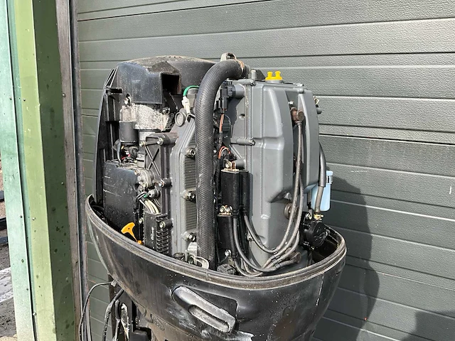 Suzuki - efi 4-takt - 140 pk - buitenboordmotor - afbeelding 9 van  18