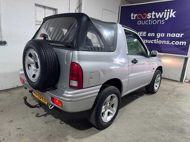 Suzuki - grand vitara - 1.6 cabrio - 46-ls-ld - afbeelding 15 van  19