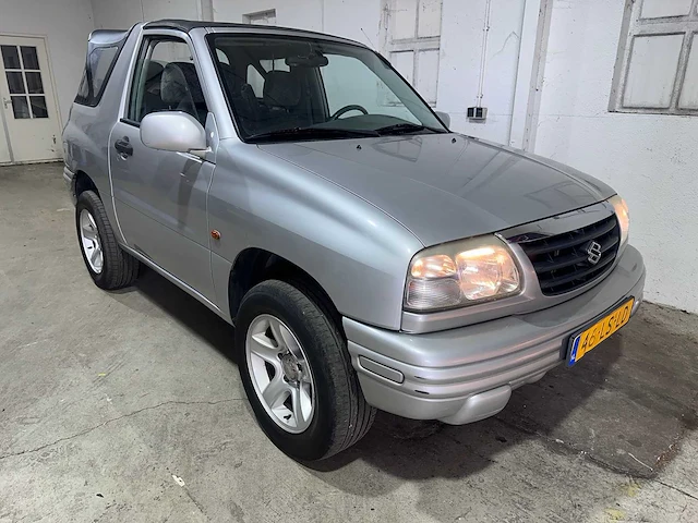Suzuki - grand vitara - 1.6 cabrio - 46-ls-ld - afbeelding 17 van  19
