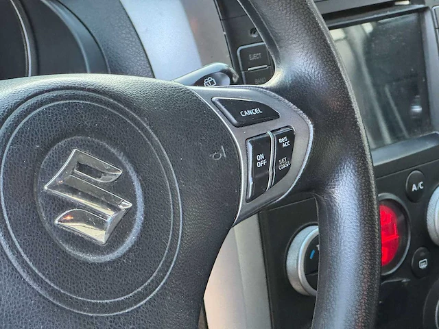 Suzuki - grand vitara - 1.9 exclusive - 15-vzd-8 - afbeelding 13 van  13