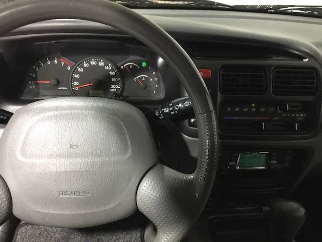 Suzuki - grand vitara - 2.5 v6 automaat- zd-zn-62 - afbeelding 2 van  22