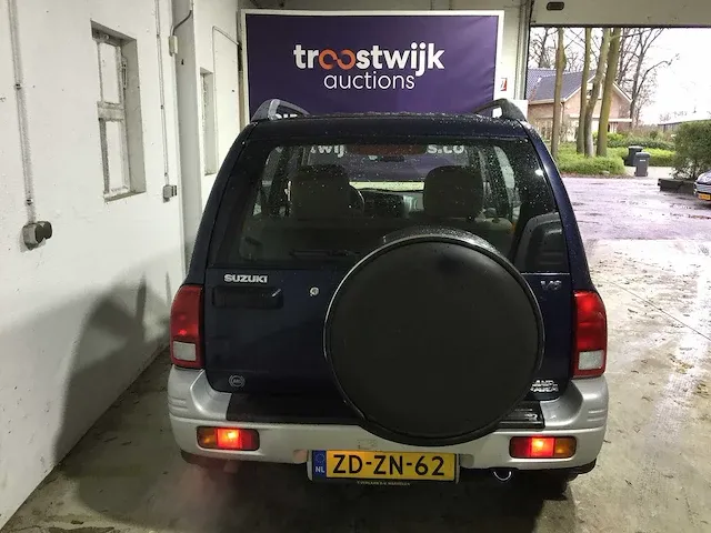 Suzuki - grand vitara - 2.5 v6 automaat- zd-zn-62 - afbeelding 17 van  22