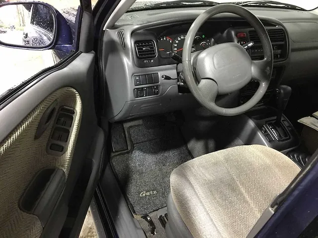 Suzuki - grand vitara - 2.5 v6 automaat- zd-zn-62 - afbeelding 22 van  22