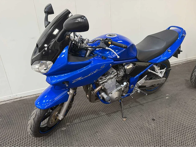 Suzuki - gsf 600 s - bandit - motorfiets - 2004 - afbeelding 23 van  25