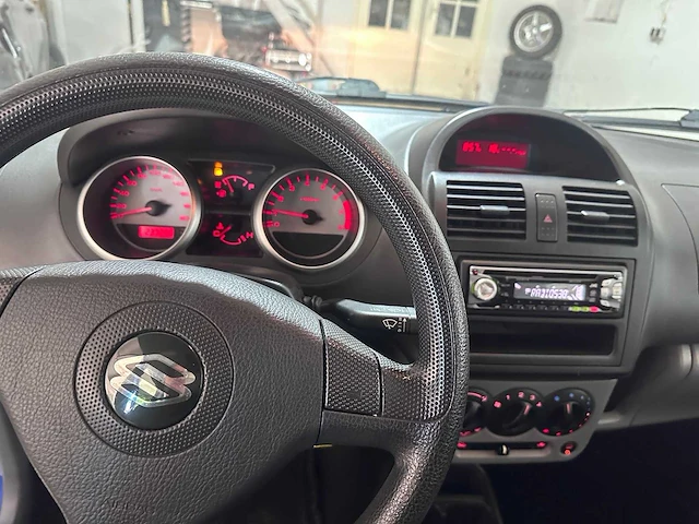 Suzuki - ignis - 1.3-16v gls - 75-nr-sj - afbeelding 18 van  18