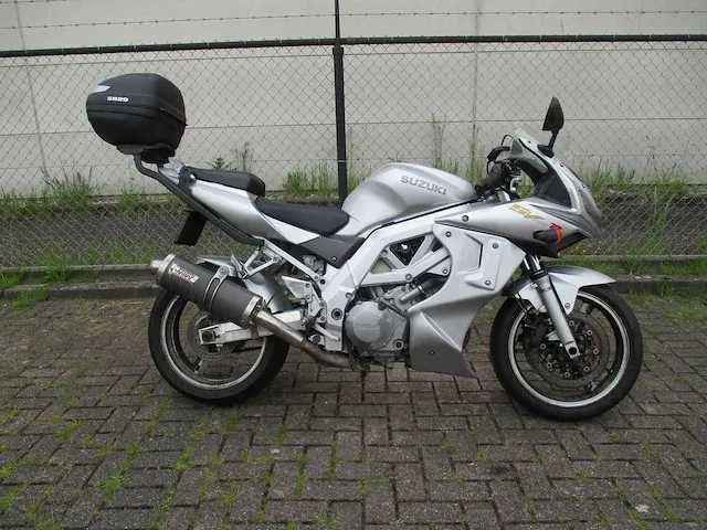 Suzuki - motorfiets - sv 1000 r - motorfiets - afbeelding 11 van  14