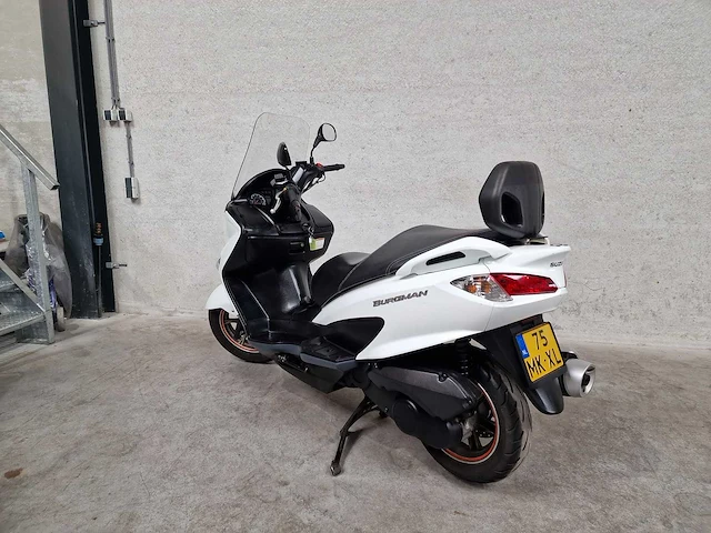 Suzuki - motorscooter - an 125 burgman - 4t 125cc 75mkxl - afbeelding 6 van  8