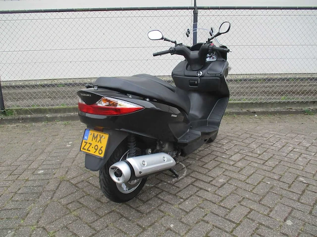 Suzuki - motorscooter - an 200 burgman - motorfiets - afbeelding 3 van  14