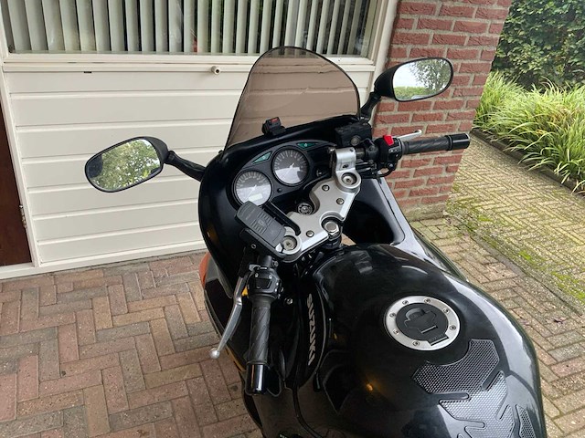 Suzuki - sport - gsx 750 f - motorfiets - afbeelding 5 van  20