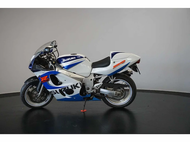 Suzuki - sport - gsx r 600 - motorcycle - afbeelding 14 van  14